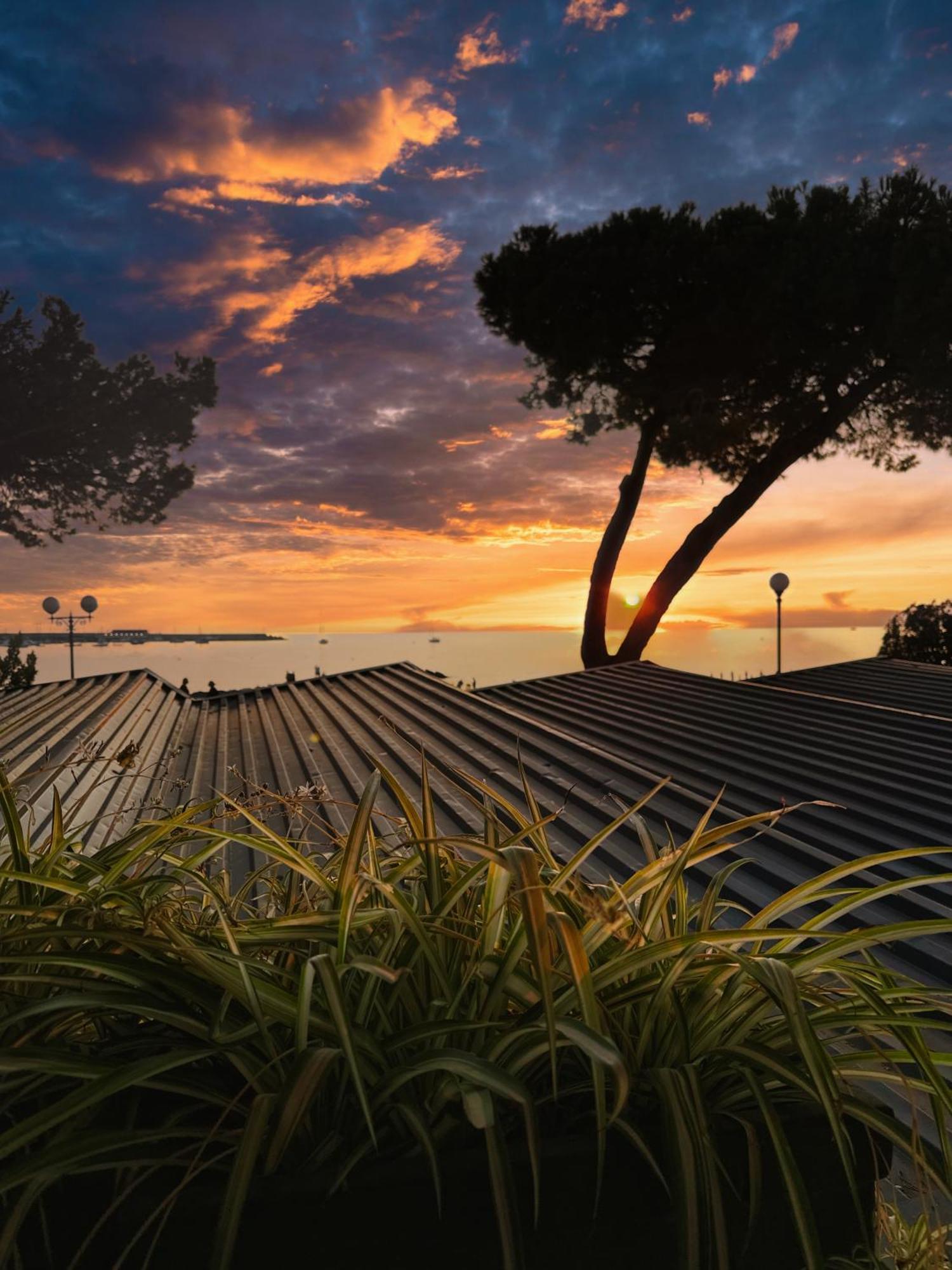 Seven Boutique Hotel Sestri Levante Exterior photo